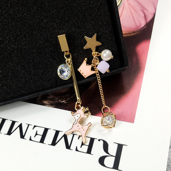 Γυναικεία κομψά σκουλαρίκια σε διάφορα μοντέλα