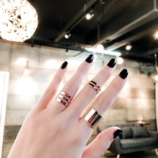Σετ γυναικεία δαχτυλιδια