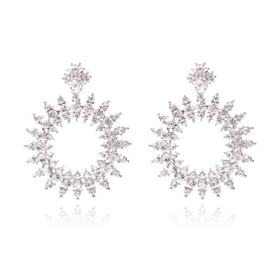 Κομψά γυναικεία σκουλαρίκια με πέτρες σε τρία σχέδια