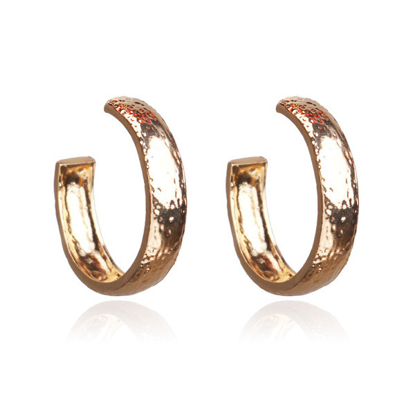 Női gyűrűk arany és ezüst színben