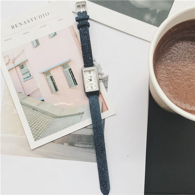 Női karóra téglalap alakú négy színben