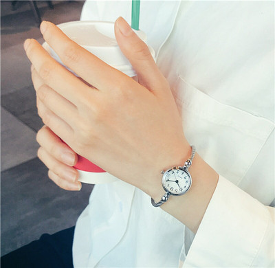 Elegáns női karóra - két modell