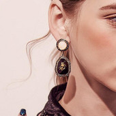 Stílusos női fülbevaló fekete és zöld színben