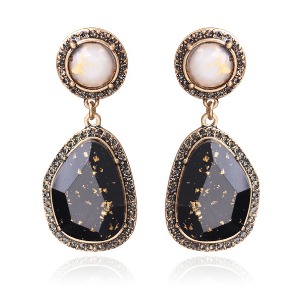 Stílusos női fülbevaló fekete és zöld színben