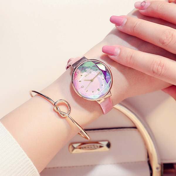 Κομψό γυναικείο ρολόι σε πέντε χρώματα