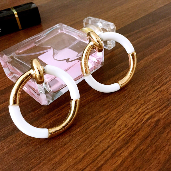 Cercei de dama cu forma rotunda