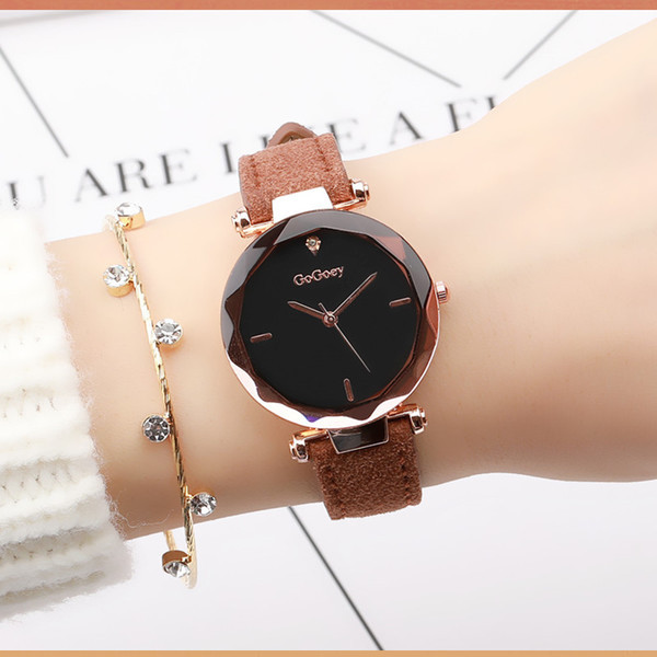 Stílusos női karóra több színben