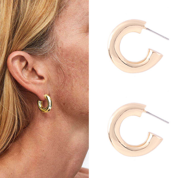 Alkalmi kis női fülbevaló arany színben