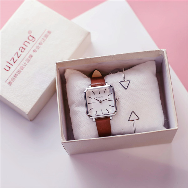 Női négyszögletes karóra + karkötő két modellben