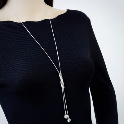 Női nyaklánc többféle modellben, színes kövekkel