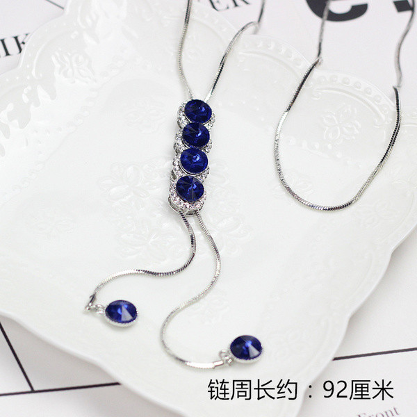 Női nyaklánc többféle modellben, színes kövekkel