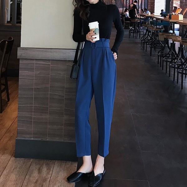 Stílusos női nadrág magas derékkal és övvel, két színben