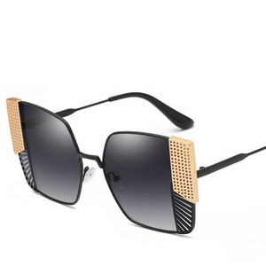 ΝΕΟ μοντέλο γυναικεία γυαλιά ηλίου σε πέντε χρώματα