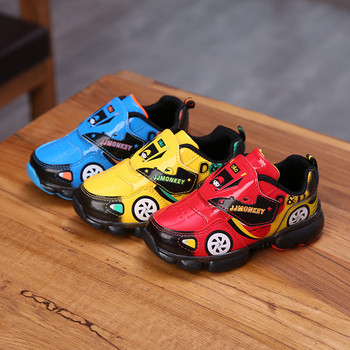 Καθημερινά  παιδικά αθλητικά παπούτσια με  εφαρμογές σε τέσσερα χρώματα