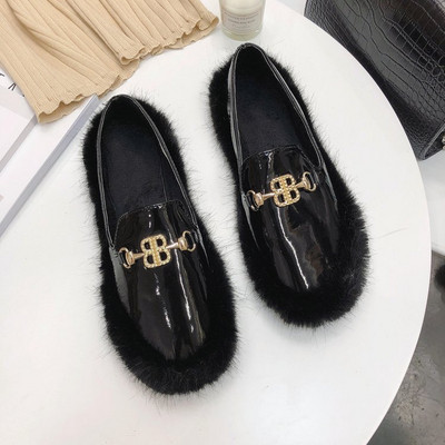 Női modern mokaszin pehely fehér és fekete színben