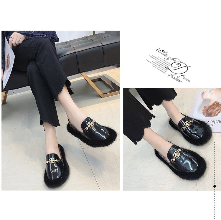 Női modern mokaszin pehely fehér és fekete színben