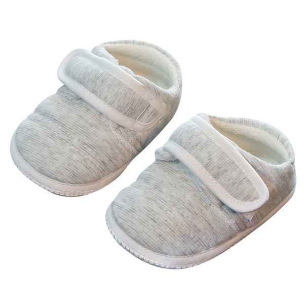 Бебешки обувки с велкро лепенка