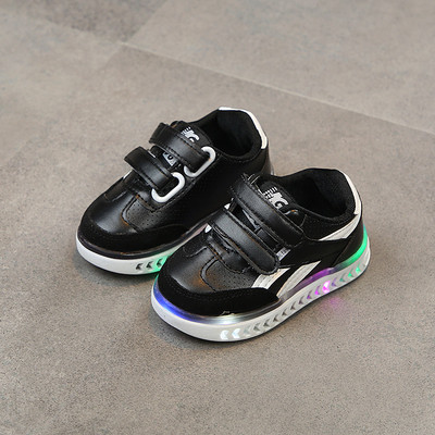 Παιδικά πάνινα παπούτσια σε τρία χρώματα