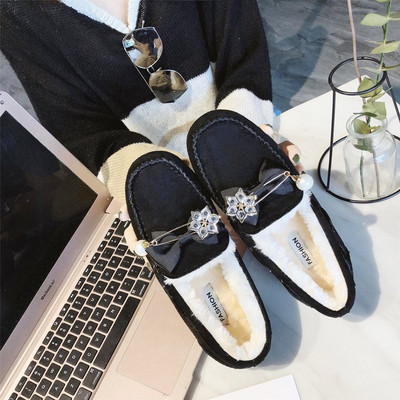 Γυναικεία κομψά μοκασίνια  με διακοσμητική κορδέλα σε τέσσερα χρώματα