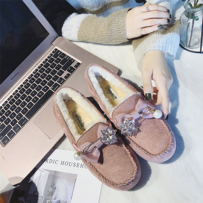 Γυναικεία κομψά μοκασίνια  με διακοσμητική κορδέλα σε τέσσερα χρώματα