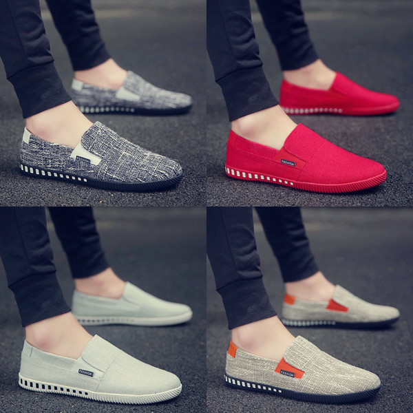 Stílusos mokaszinok férfiaknak különböző színekben