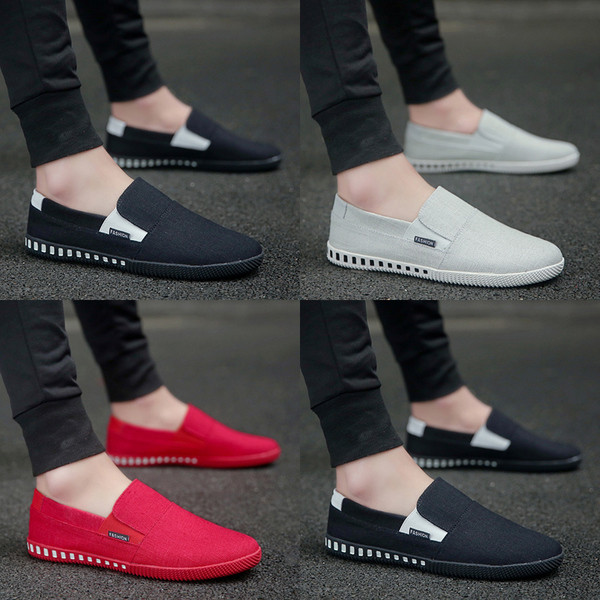 Stílusos mokaszinok férfiaknak különböző színekben