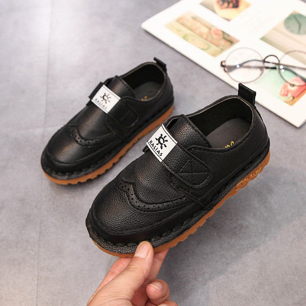 Κομψά παιδικά υποδήματα από οικολογικό δέρμα με εφαρμογή σε τρία χρώματα