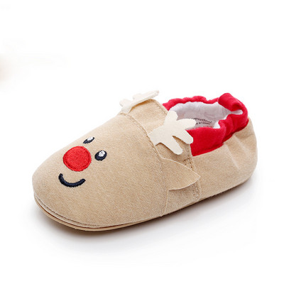 Παιδικά υποδήματα με κεντήματα