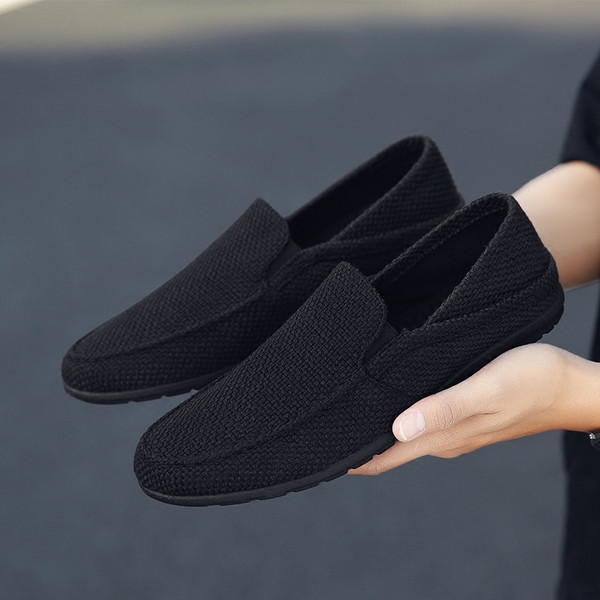 Sportos és elegáns férfi mokaszin három színben