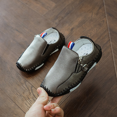 Κομψά παιδικά μοκασίνια για αγόρια με φερμουάρ σε τρία χρώματα