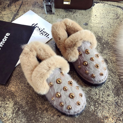 Γυναικεία μοκασίνια  με μεταλλική διακόσμηση σε δύο χρώματα