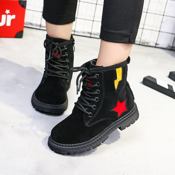 Παιδικές μπότες eco σουέτ με κορδόνια και διακόσμηση σε διάφορα χρώματα