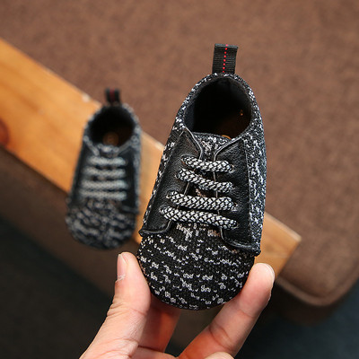 Бебешки ежедневни обувки в три цвята