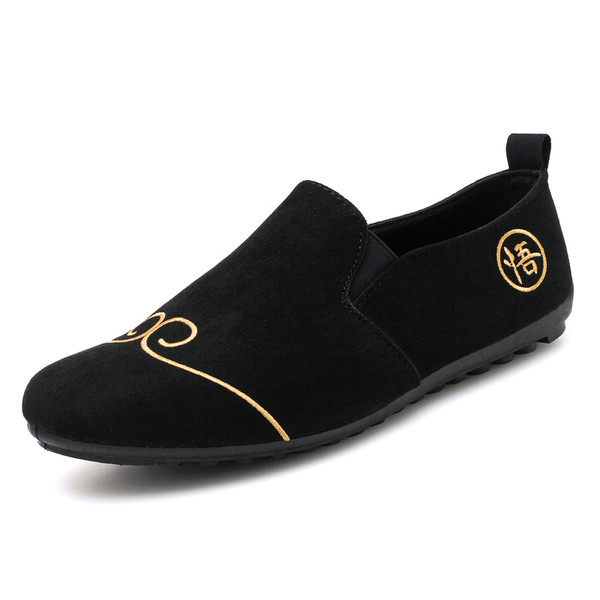 Κομψά μοκασίνια για άνδρες με διαφορετικές εφαρμογές