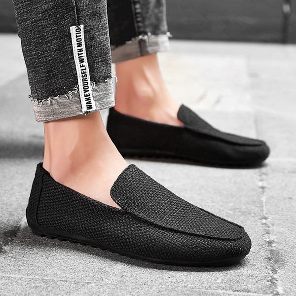 Stílusos letisztult férfi mokaszin három színben