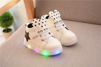 Μοντέρνα παιδικά φωτισμένα αθλητικά παπούτσια με 3D διακόσμηση σε διάφορα χρώματα