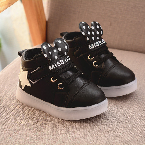 Μοντέρνα παιδικά φωτισμένα αθλητικά παπούτσια με 3D διακόσμηση σε διάφορα χρώματα