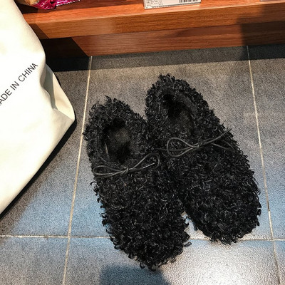 Γυναικεία μοκασίνια  σε τρία χρώματα με κορδόνια