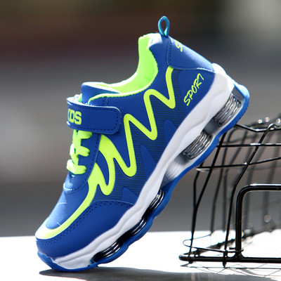 Αθλητικά παπούτσια για παιδιά με επιγραφή