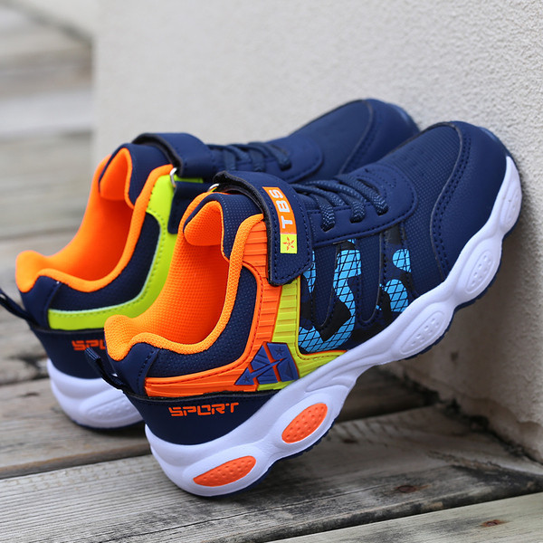 Alkalmi gyerek tornacipő fiúknak három színben