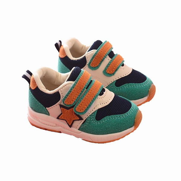 Μοντέρνα παιδικά πάνινα παπούτσια από οικολογικό σουέτ με λουράκια σε τρία χρώματα