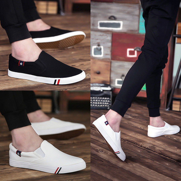 ÚJ Aktuális férfi mokaszinok fehér és fekete színben