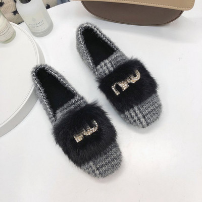 Elegáns női mokaszin puha béléssel, két színben