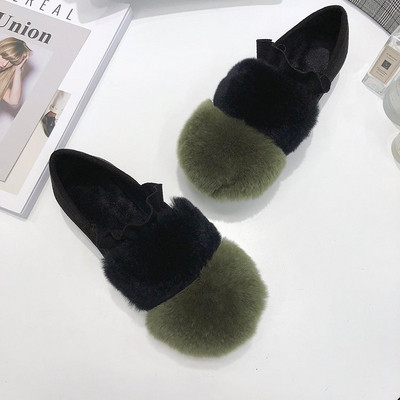 Női mokaszin pehelyvel, három színben