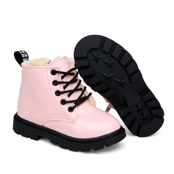 Modern gyerekcsizma lányoknak meleg béléssel, több színben