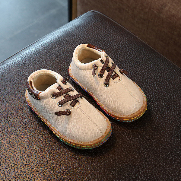 Stílusos gyerekcipő fiúknak ökobőrből három színben