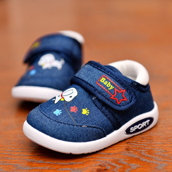 Бебешки маратонки с щампа и надпис в два модела