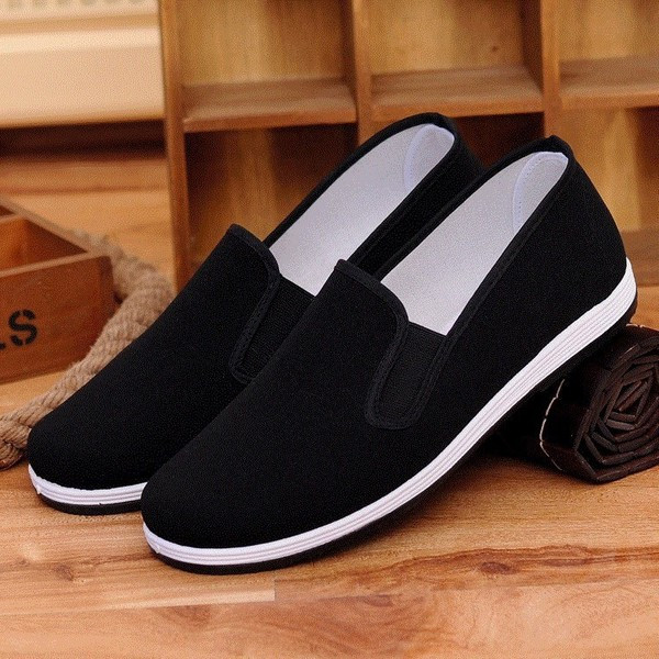 Alkalmi férfi mokaszinok öko velúrból, fekete színben