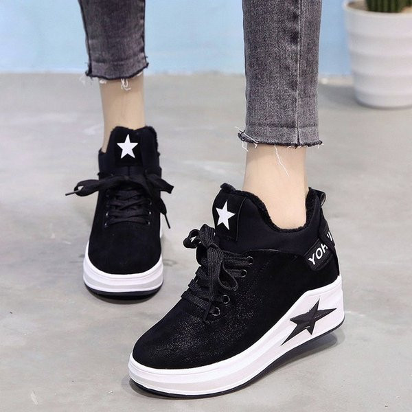 Μοντέρνα γυναικεία παπούτσια με ψηλά πέλματα - δύο μοντέλα