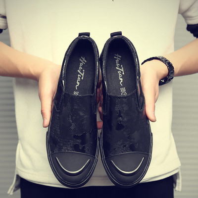 Ανδρικά μοκασίνια σε δύο χρώματα